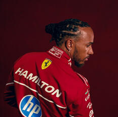 Lewis Hamilton #44 (Formula 1)